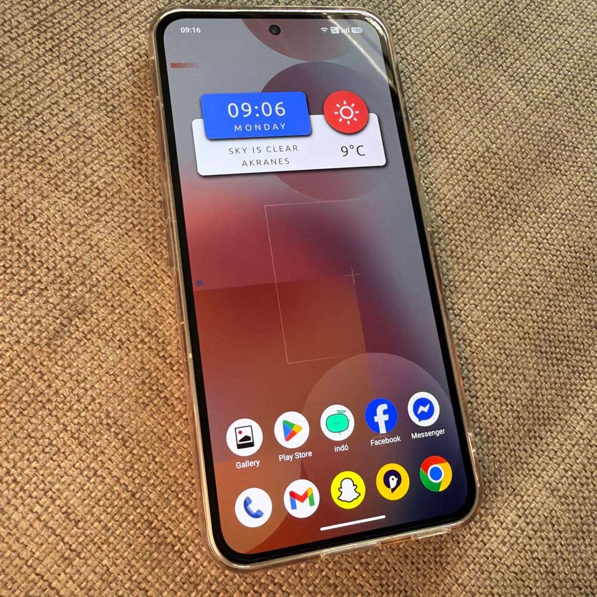 Nothing Phone (2)
