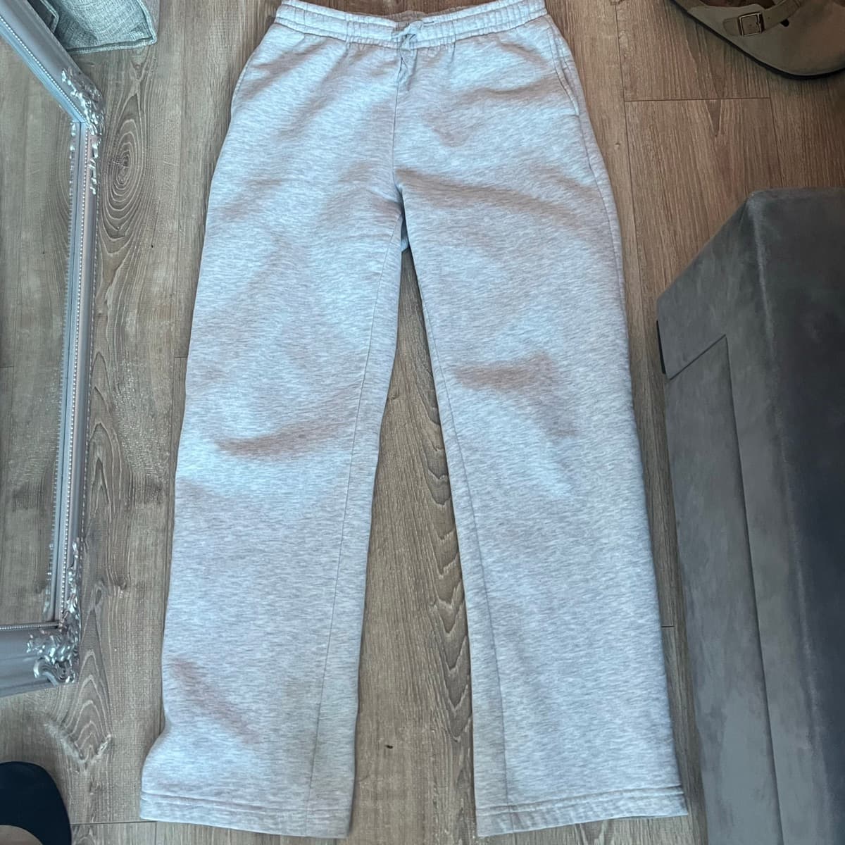 Gina Tricot joggingbuxur