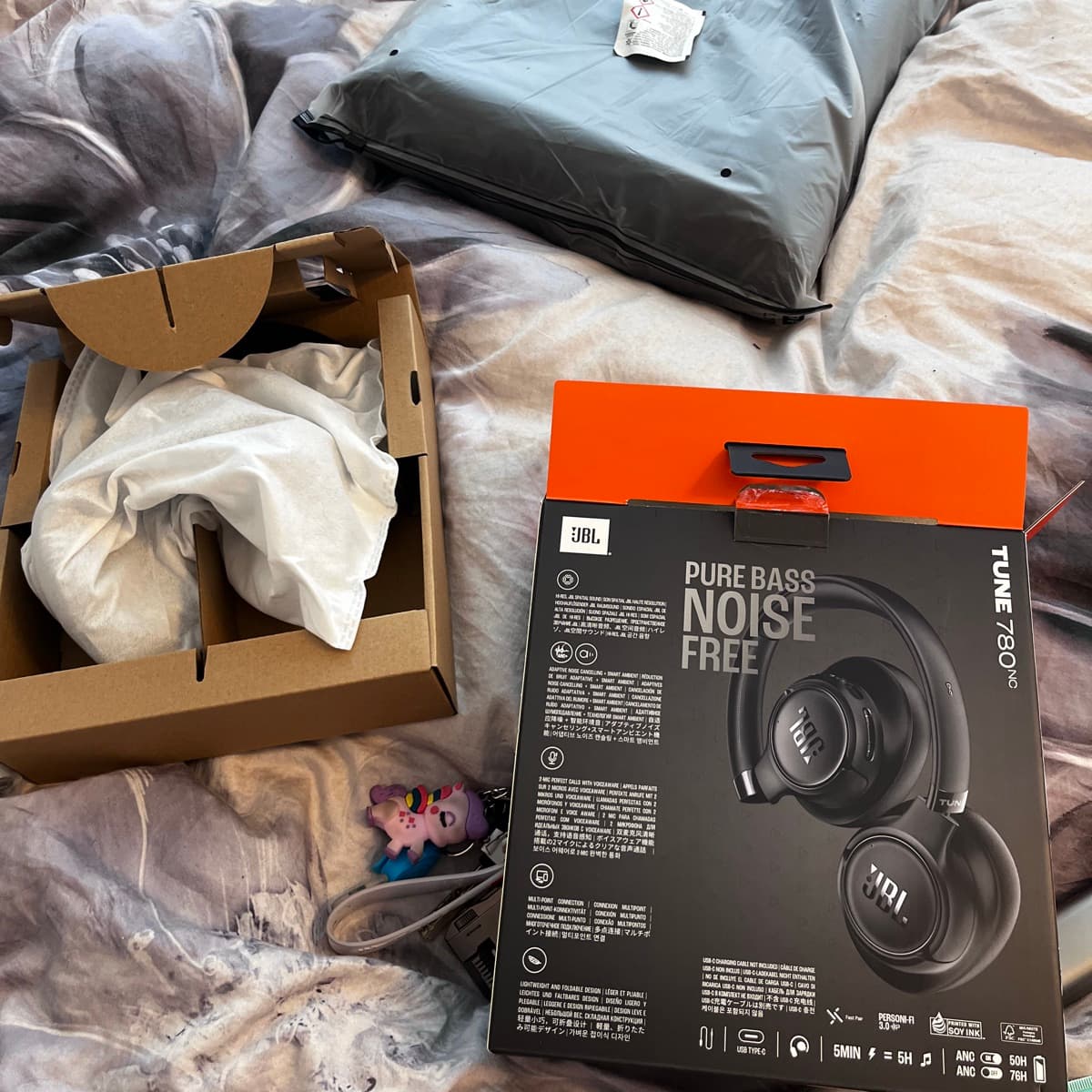 JBL Tune 760NC heyrnartól