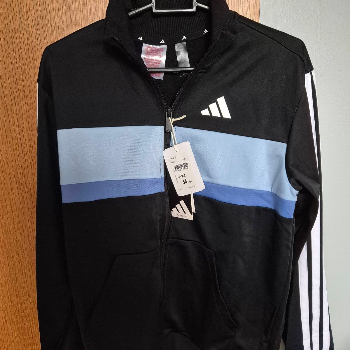Adidas íþróttapeysa