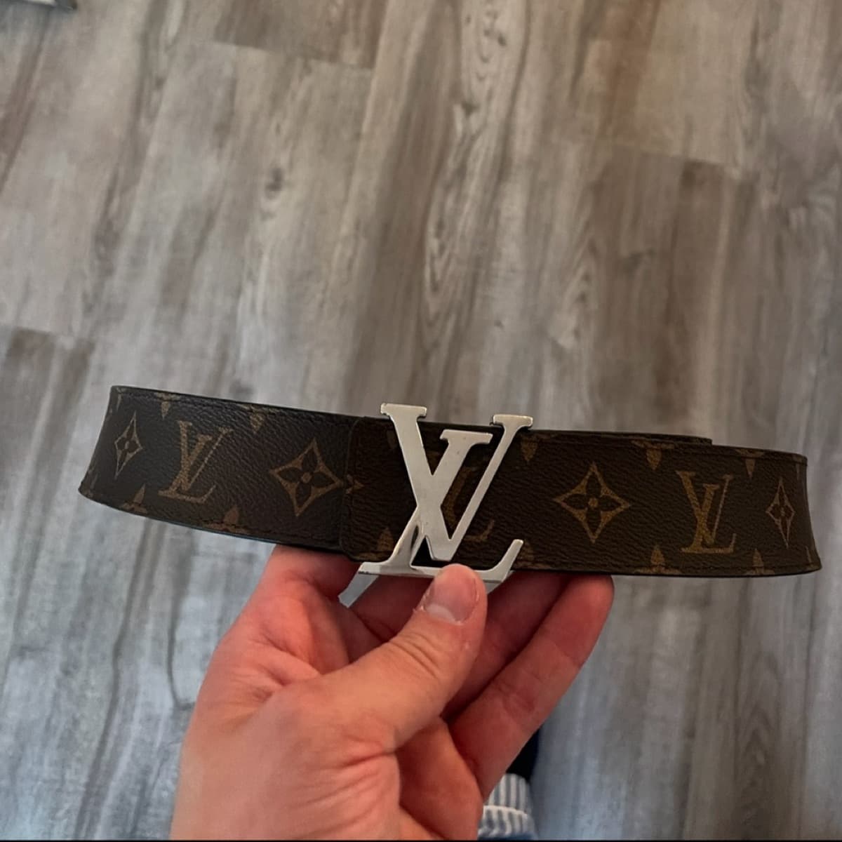 Louis Vuitton belti