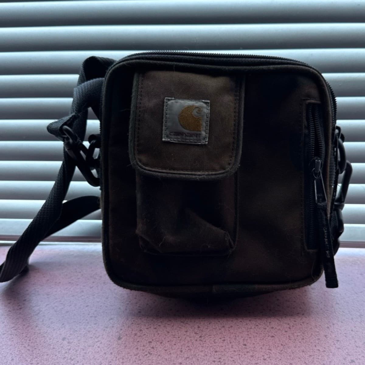 Carhartt Camo axlartaska