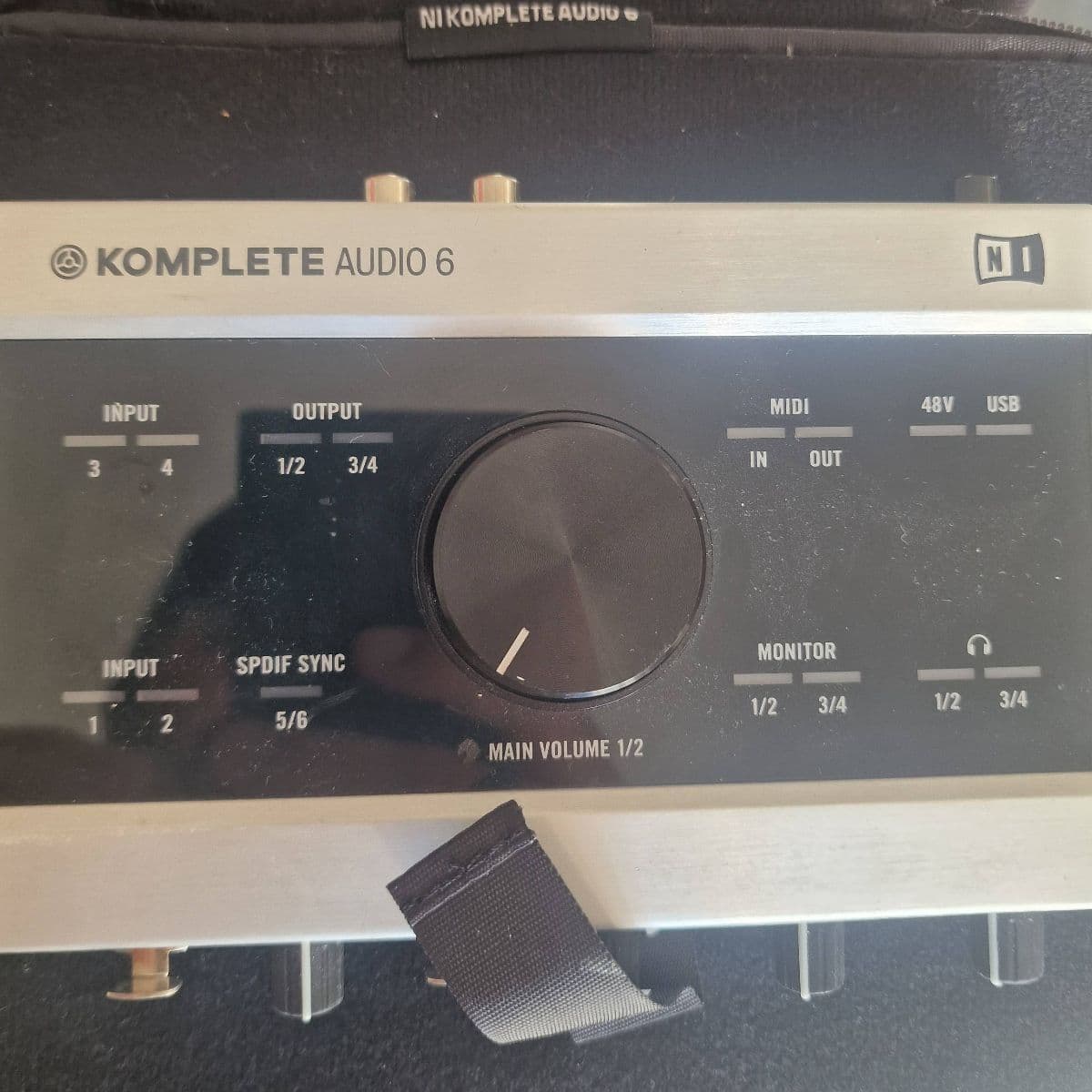 Native Instruments Komplete Audio 6