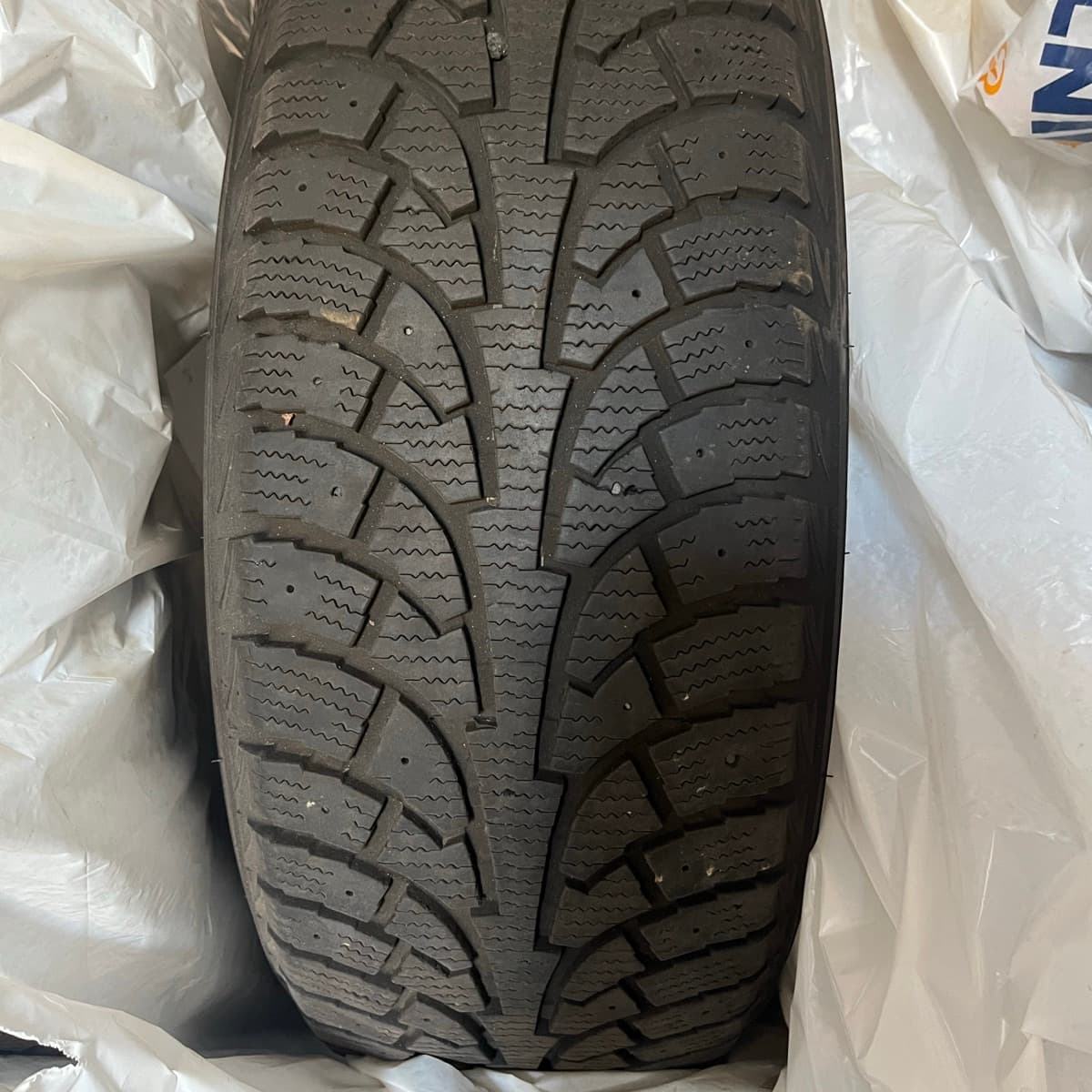 Kingstar vetrardekk 205/55R16