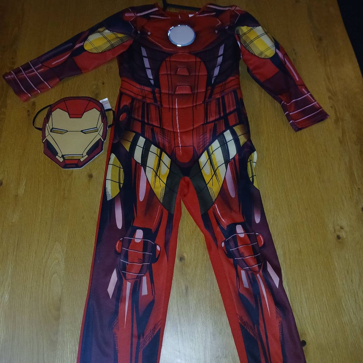 Iron Man búningur