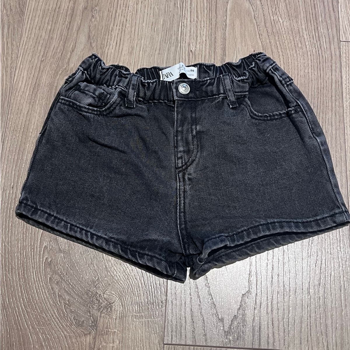 Zara gallabuxnastuttbuxur