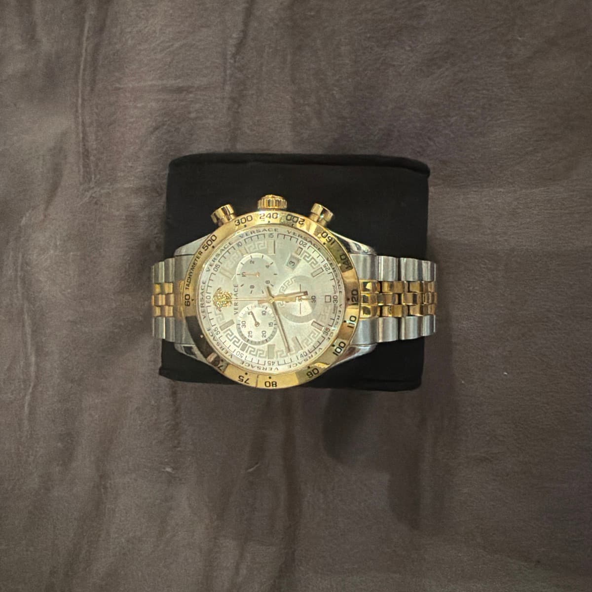 Versace Hellenyium úr