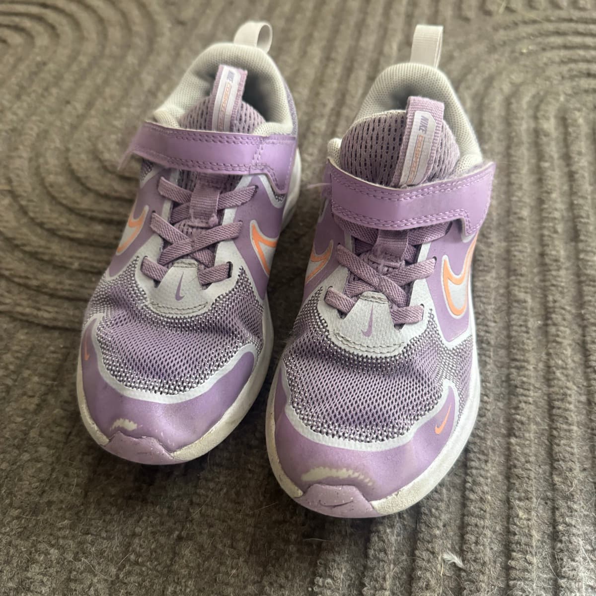 Nike strigaskór