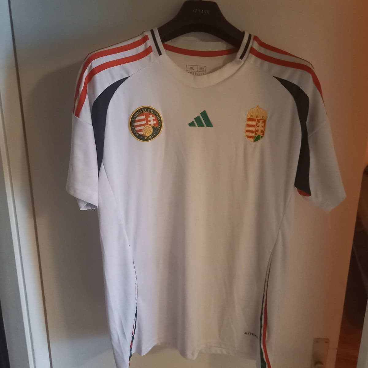 Ungversk landsliðstreyja frá Adidas