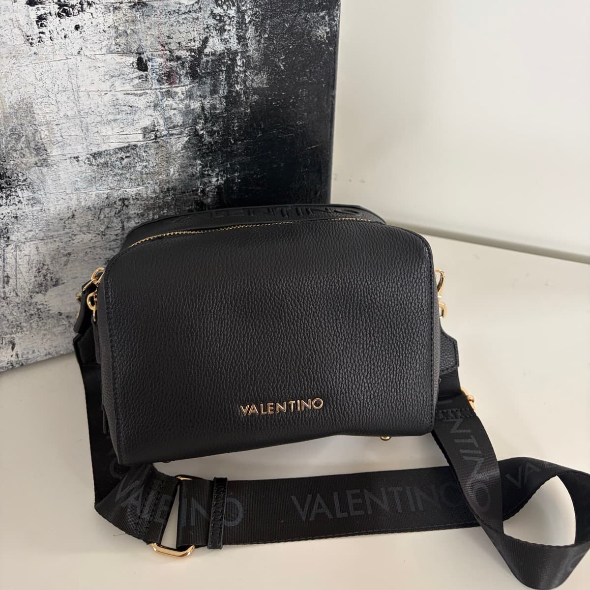 Valentino axlartaska