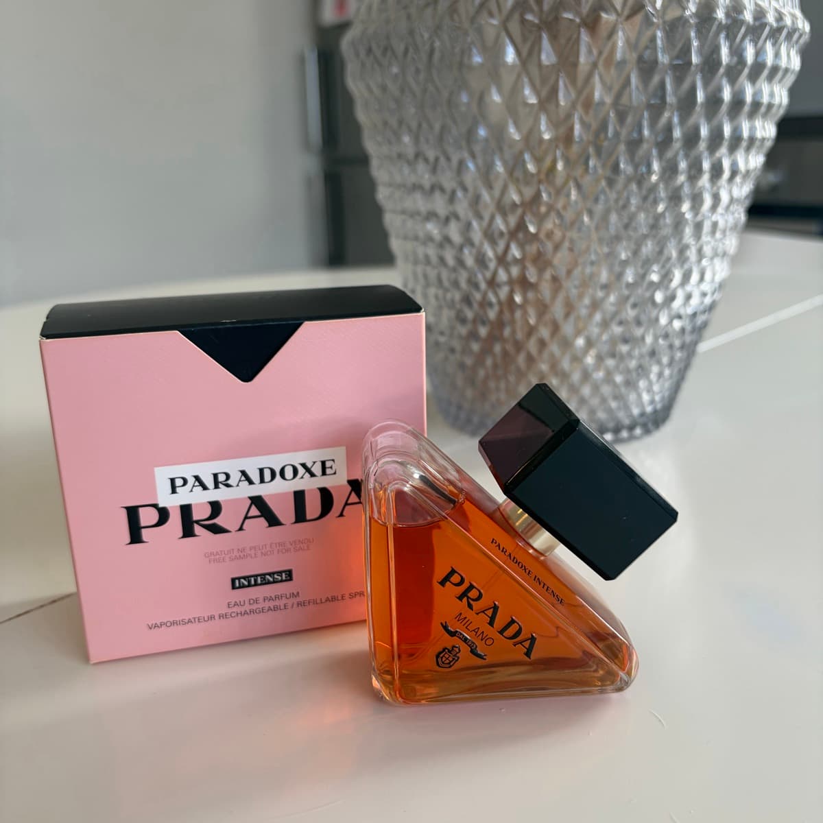 Prada Paradoxe Intense ilmvatn