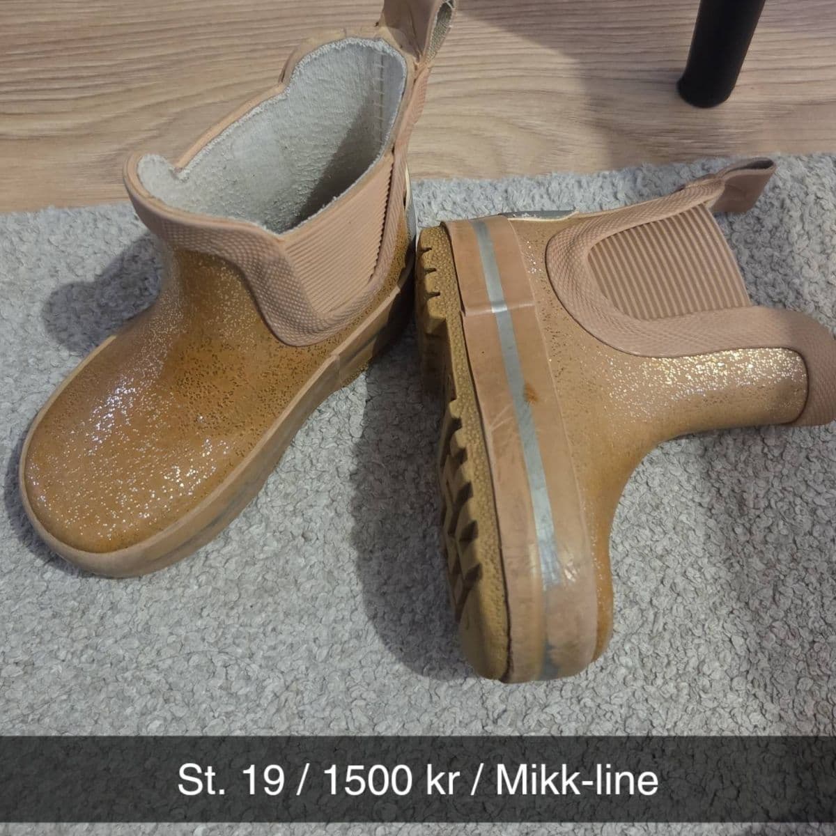 Mikk-line gúmmístígvél