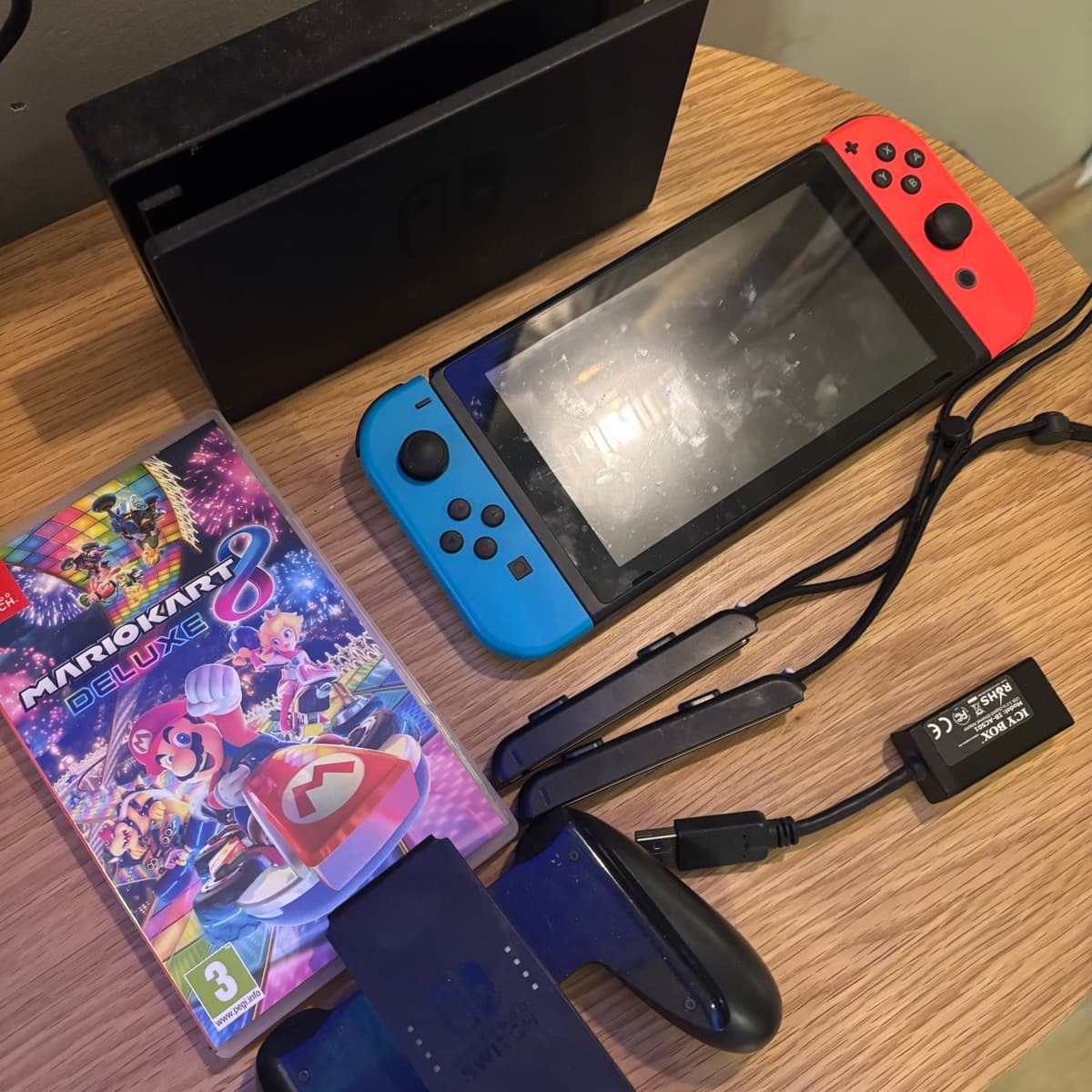 Nintendo Switch með Mario Kart 8 Deluxe