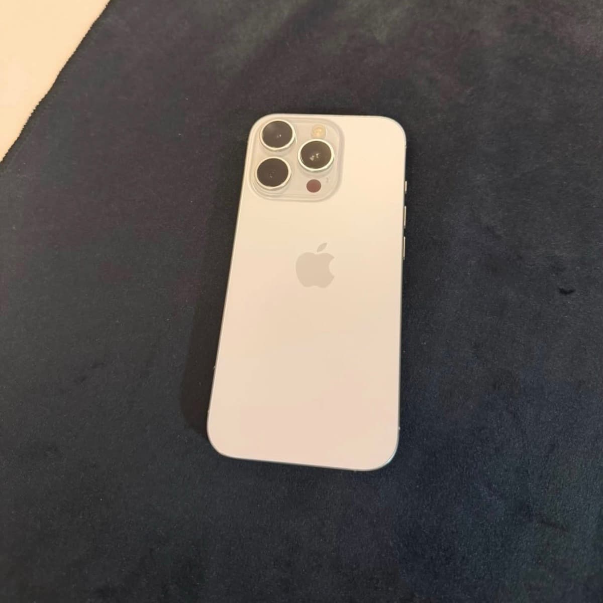 iPhone 16 Pro
