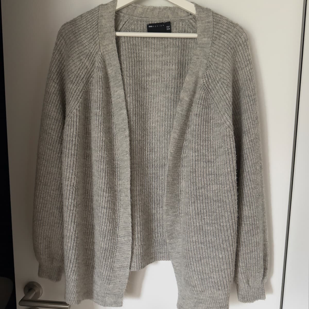 Asos peysa