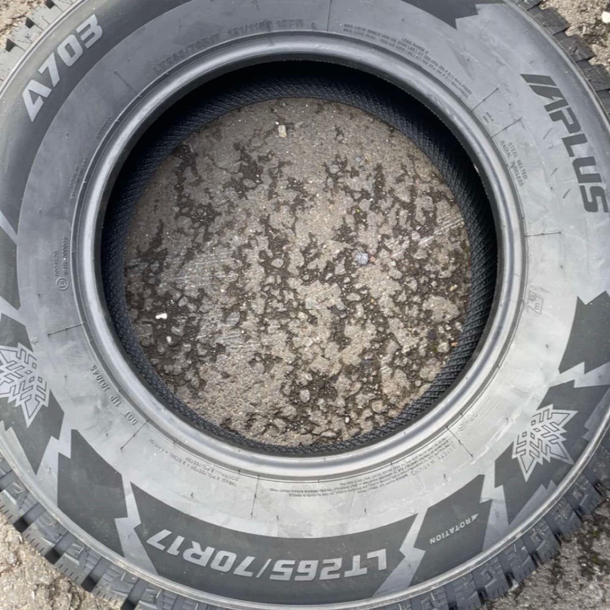 4 STK ÓNOTUÐ NAGLADEKK 265/70/17