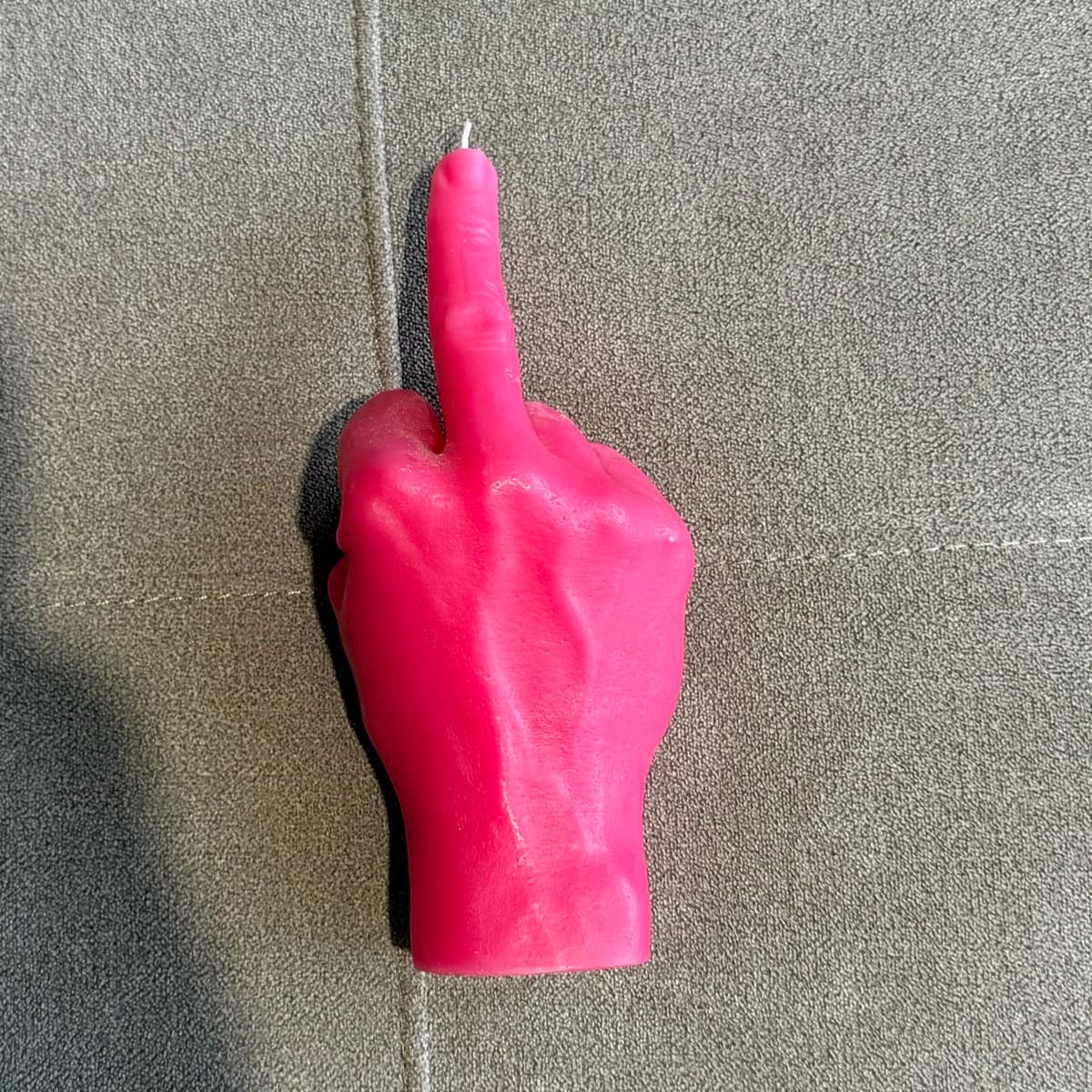 🖕 Bleikt CandleHand „F*ck You“ kerti