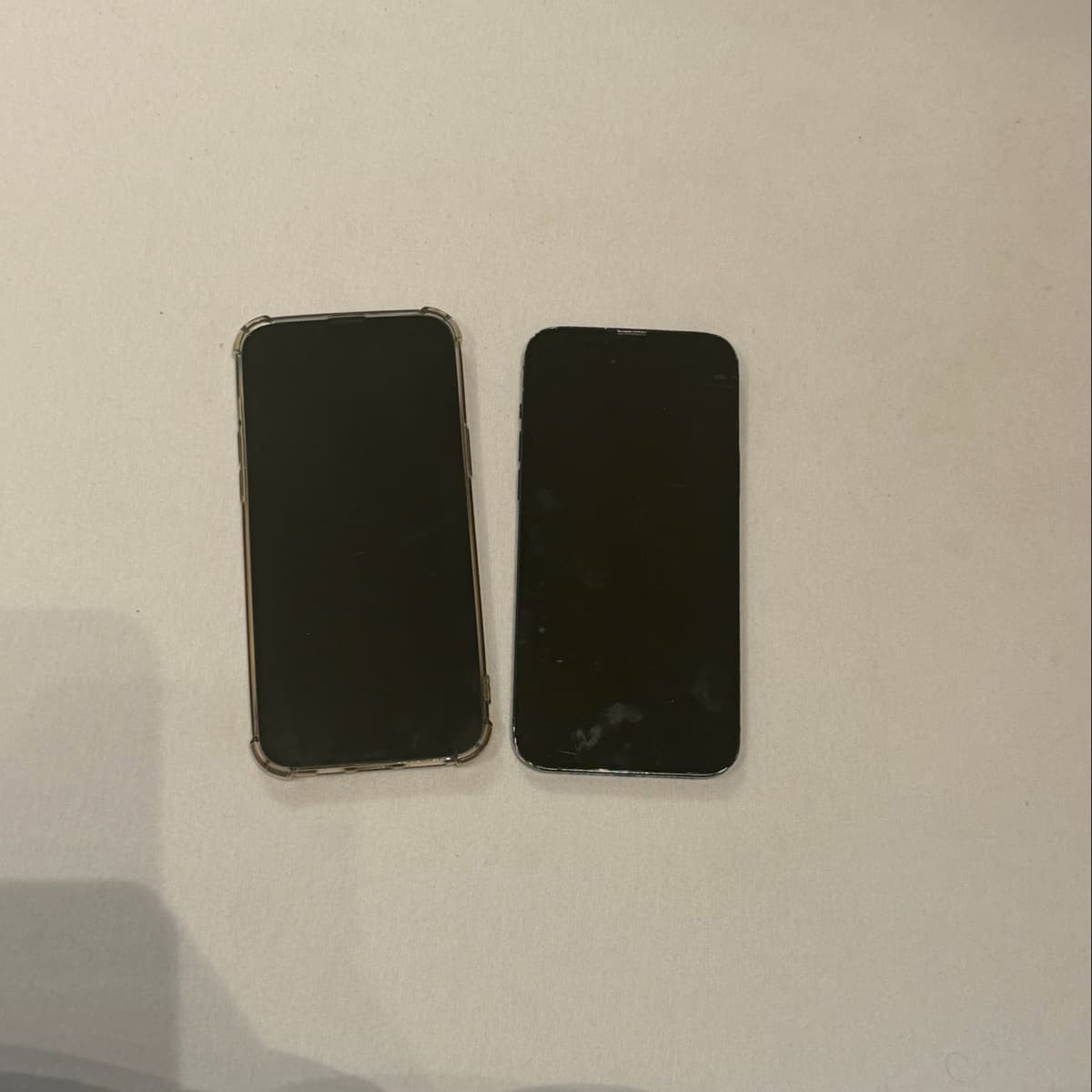 2x Iphone 14 +