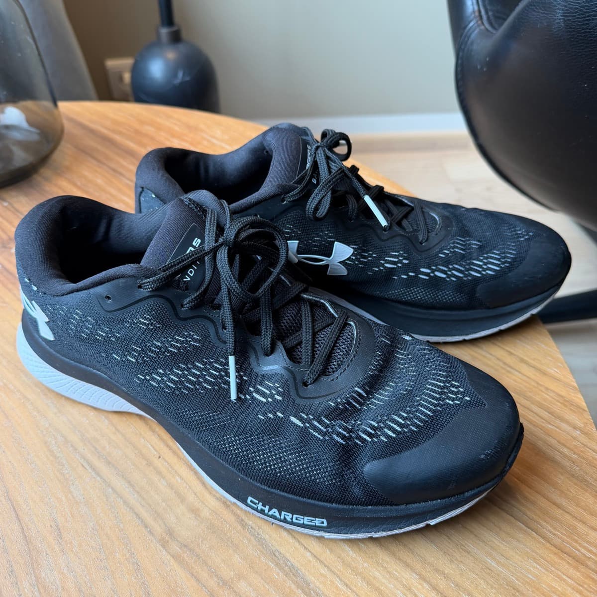 Under Armour Charged hlaupaskór