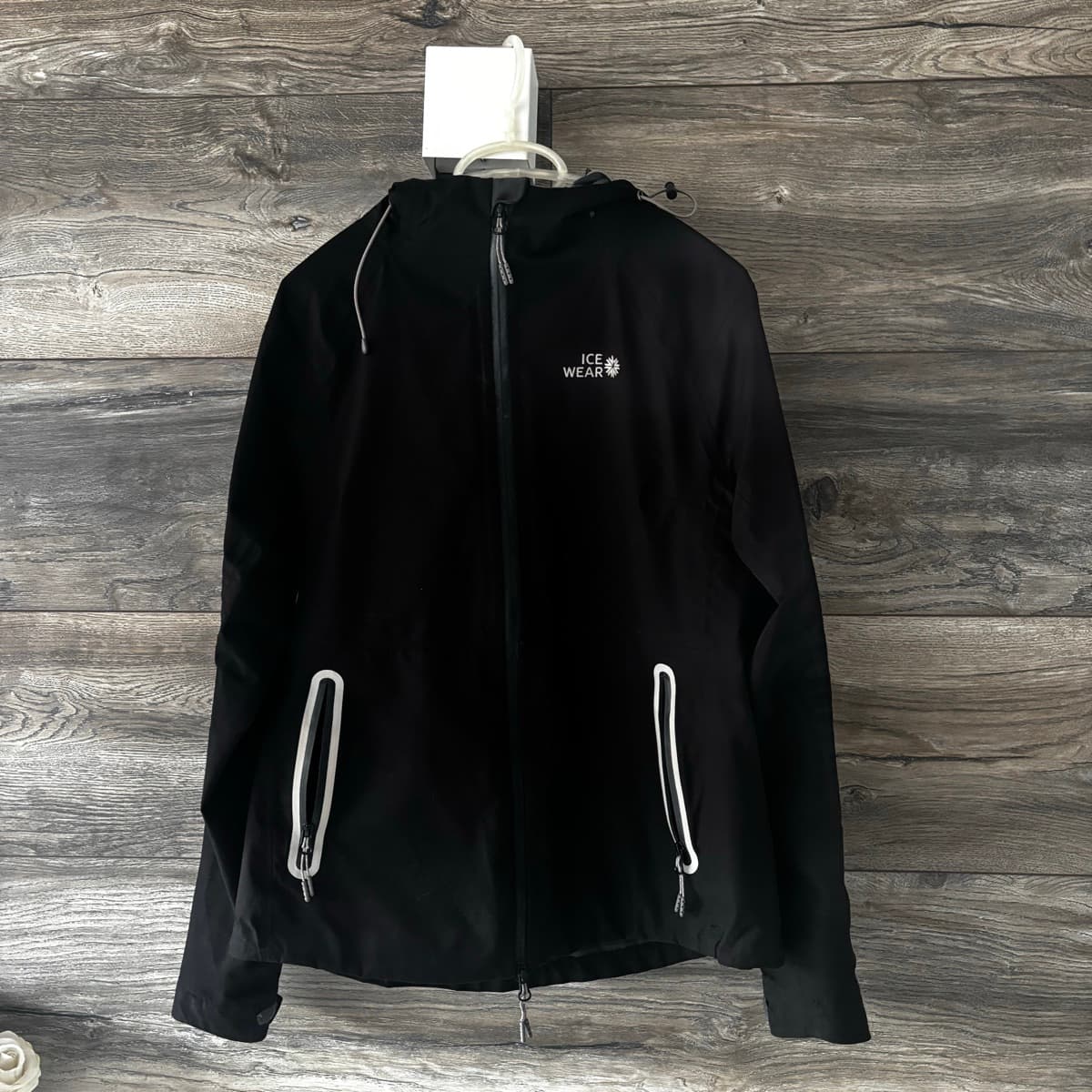 Icewear útivistarjakki