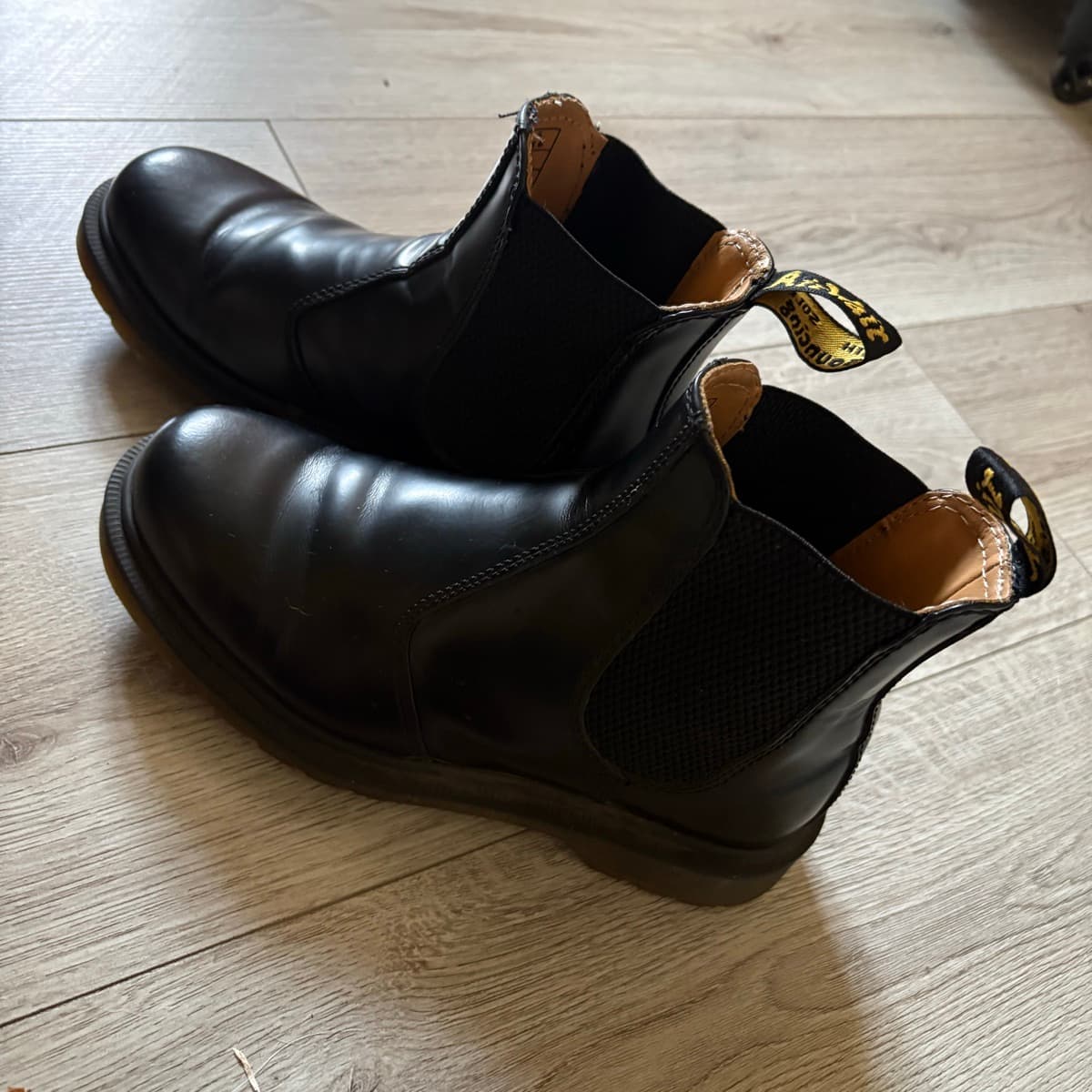 Dr. Martens Chelsea skór