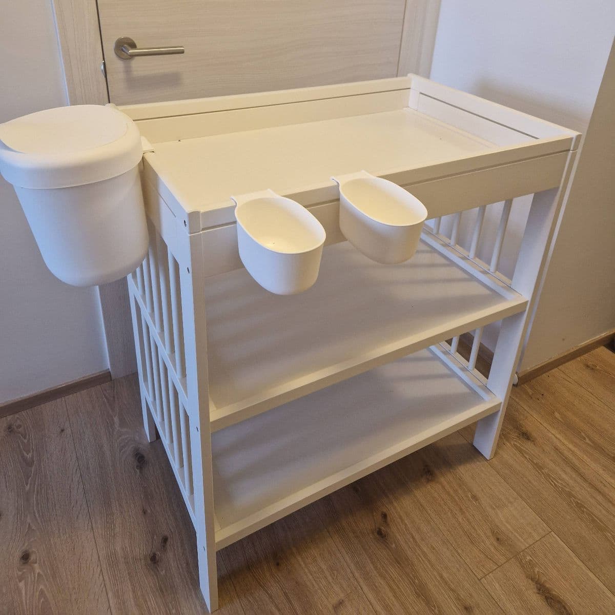 IKEA skiptiborð