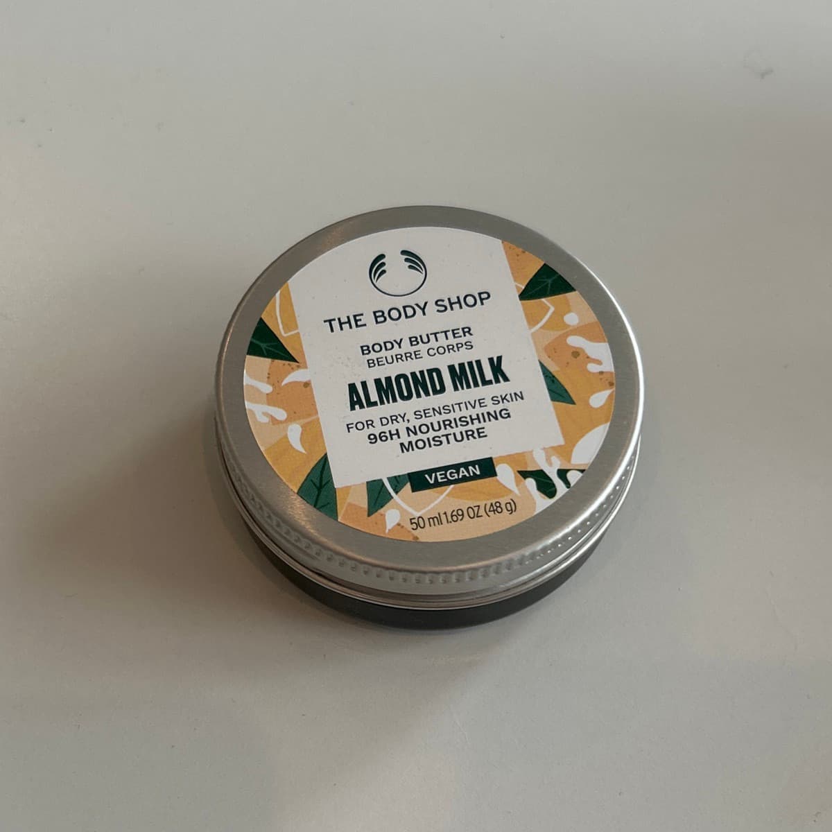 The Body Shop Almond Milk líkamsmjör
