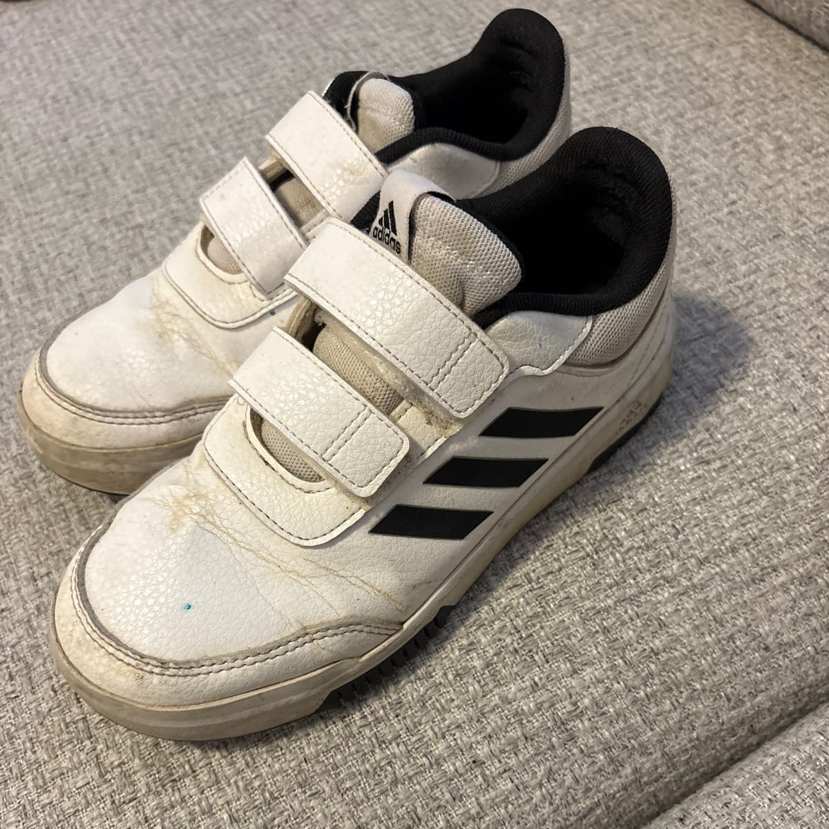 Adidas strigaskór