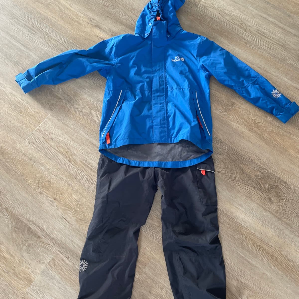 Ice wear regnjakki og buxur