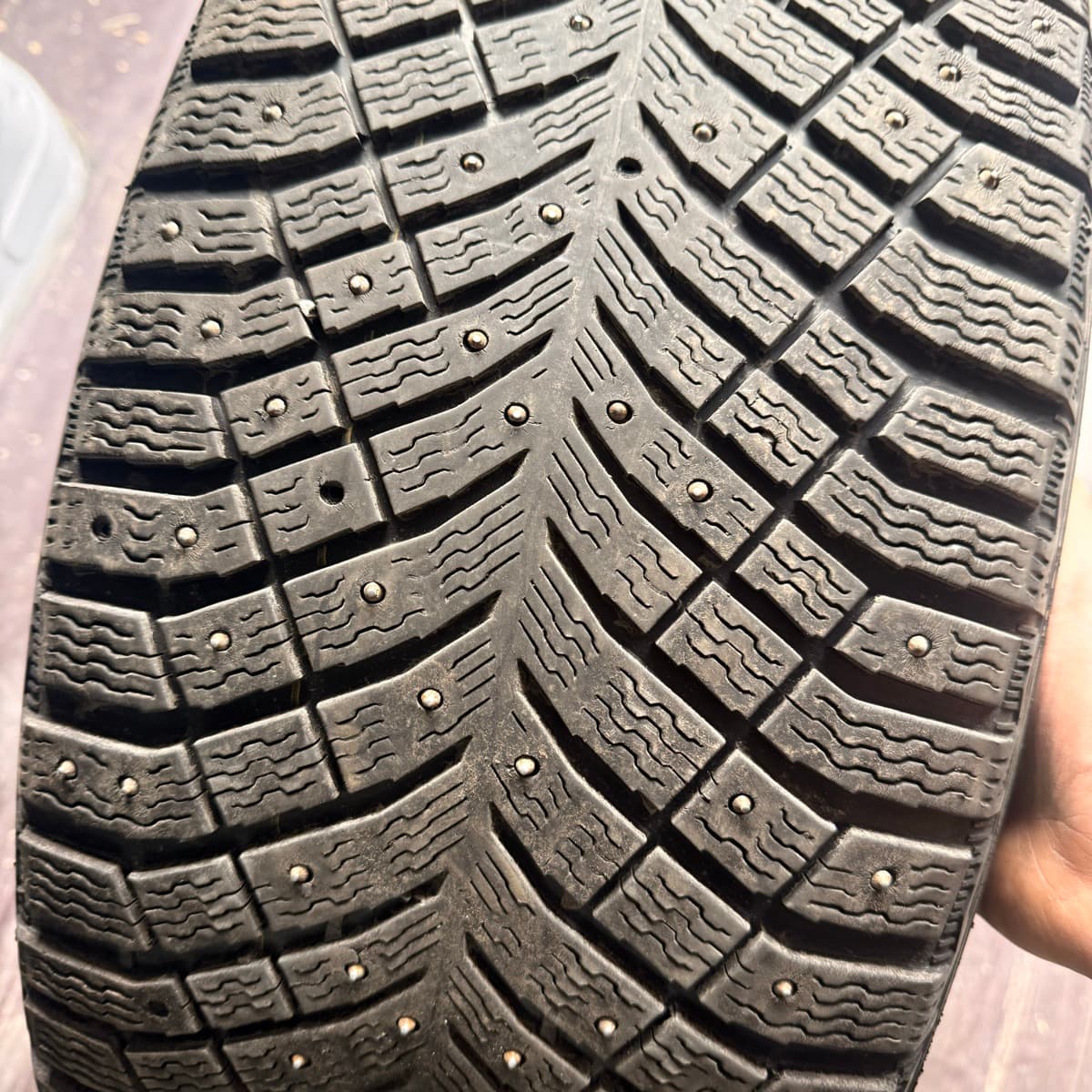 Michelin nagladekk 275/45 R21
