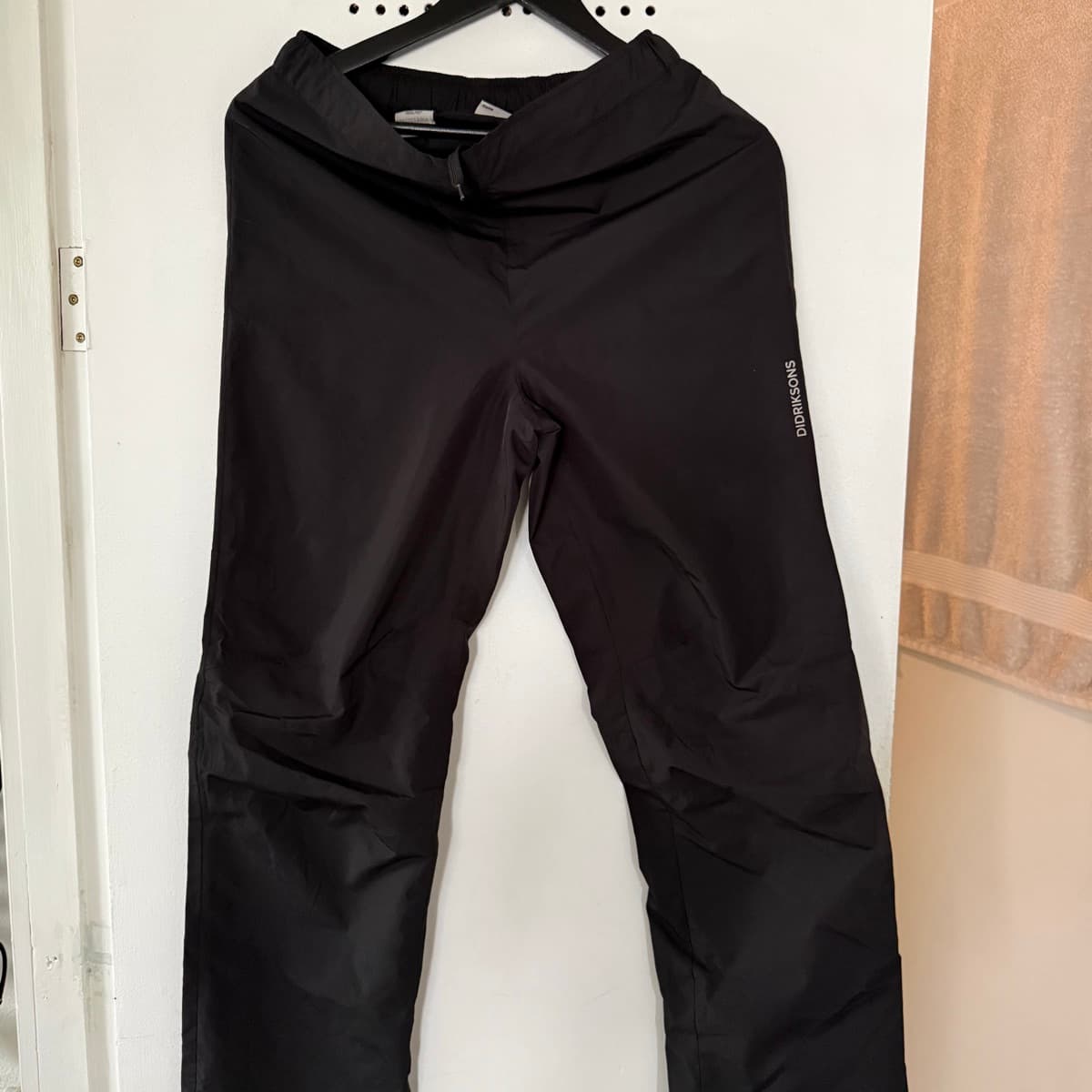 Didriksons buxur og útivistarjakki