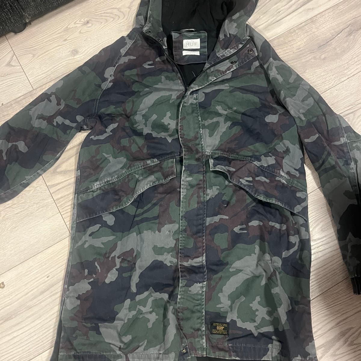 HUF hettujakki