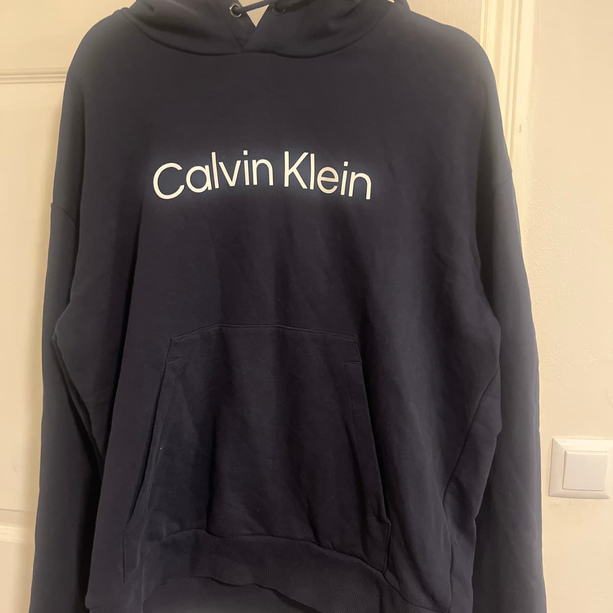Calvin Klein hettupeysa