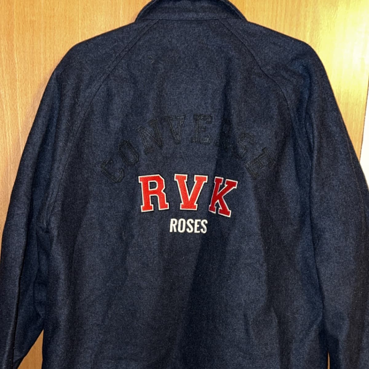 Converse RVK Roses jakki