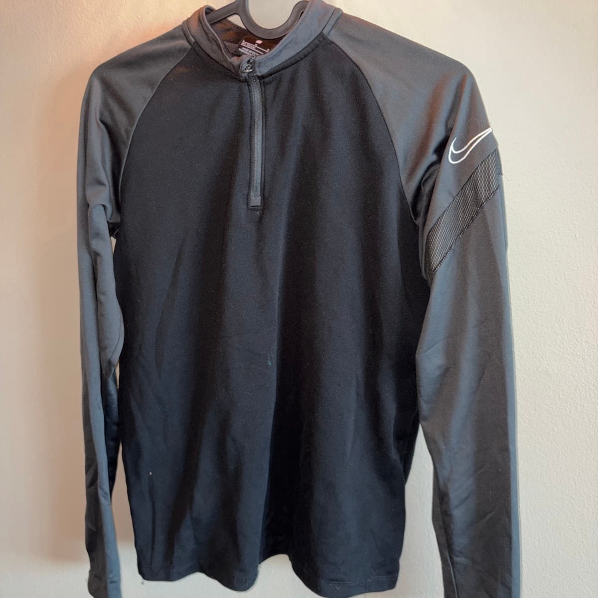 Nike Dri-FIT æfingapeysa