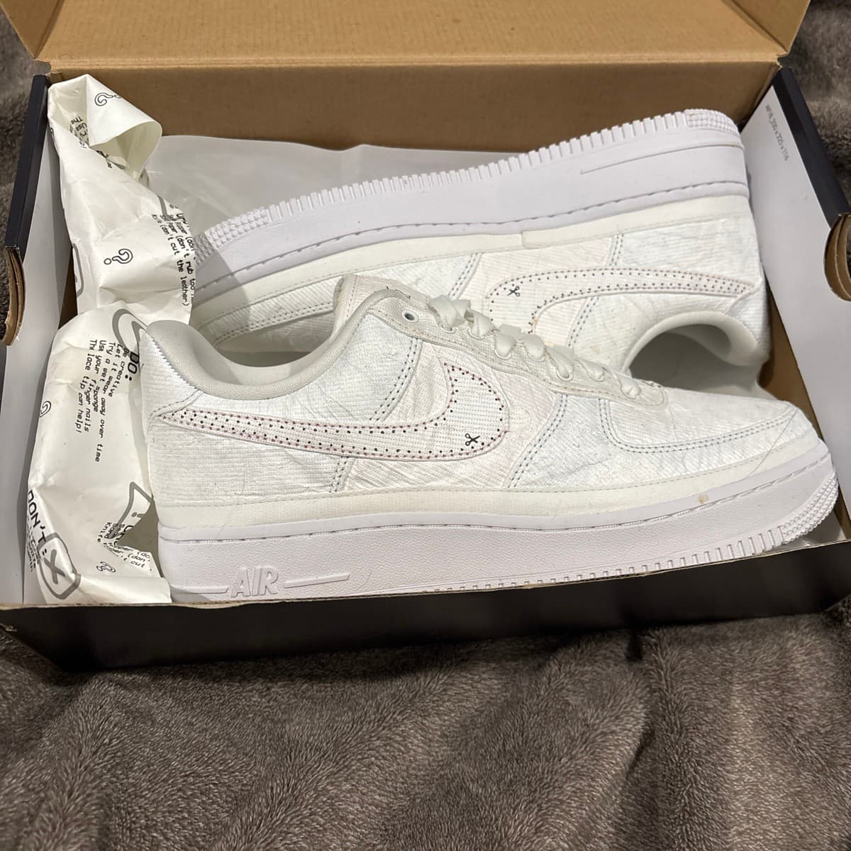 Nike Air Force 1 Tear Away red swoosh
