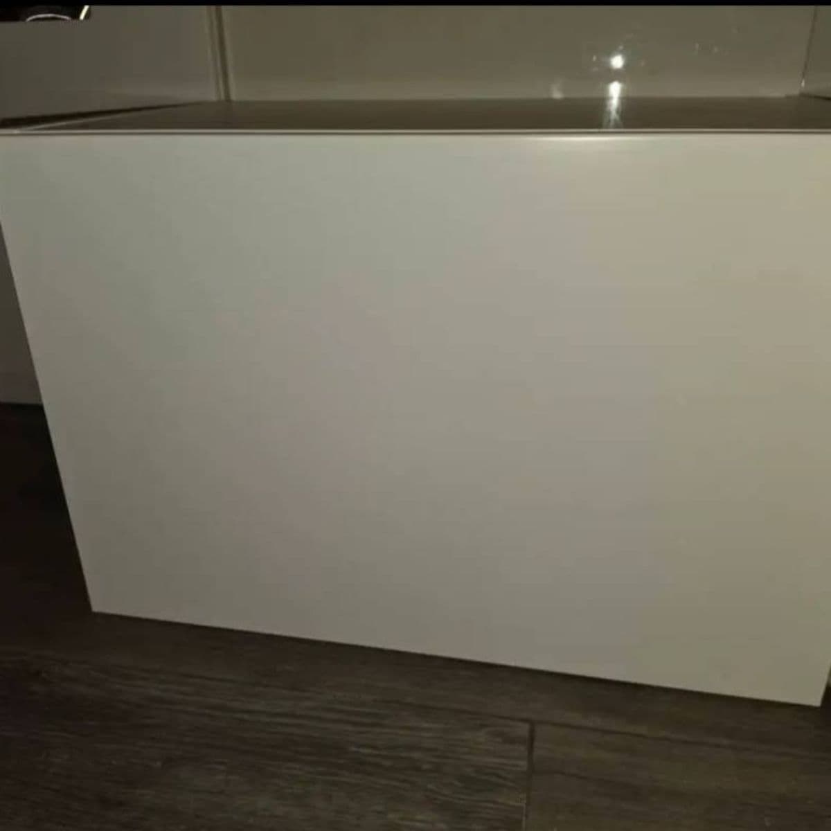 Metod skápur úr IKEA
(60x37x40)