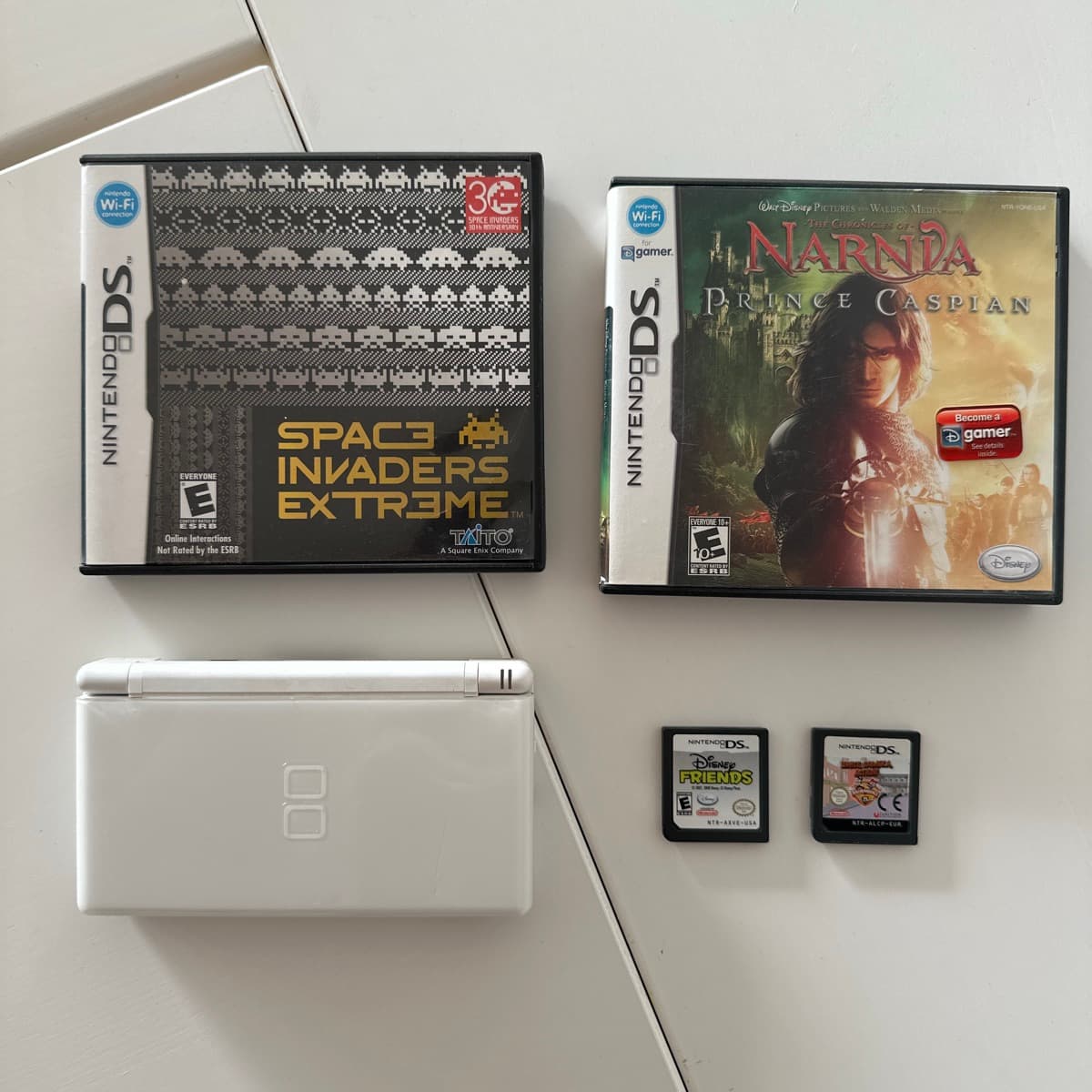 Nintendo DS Lite og leikir