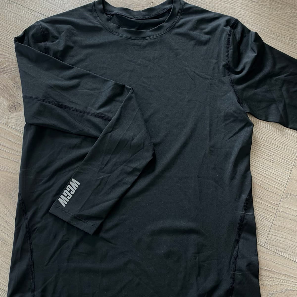 WCGW Egilshöll Langermabolur White and Black M&L