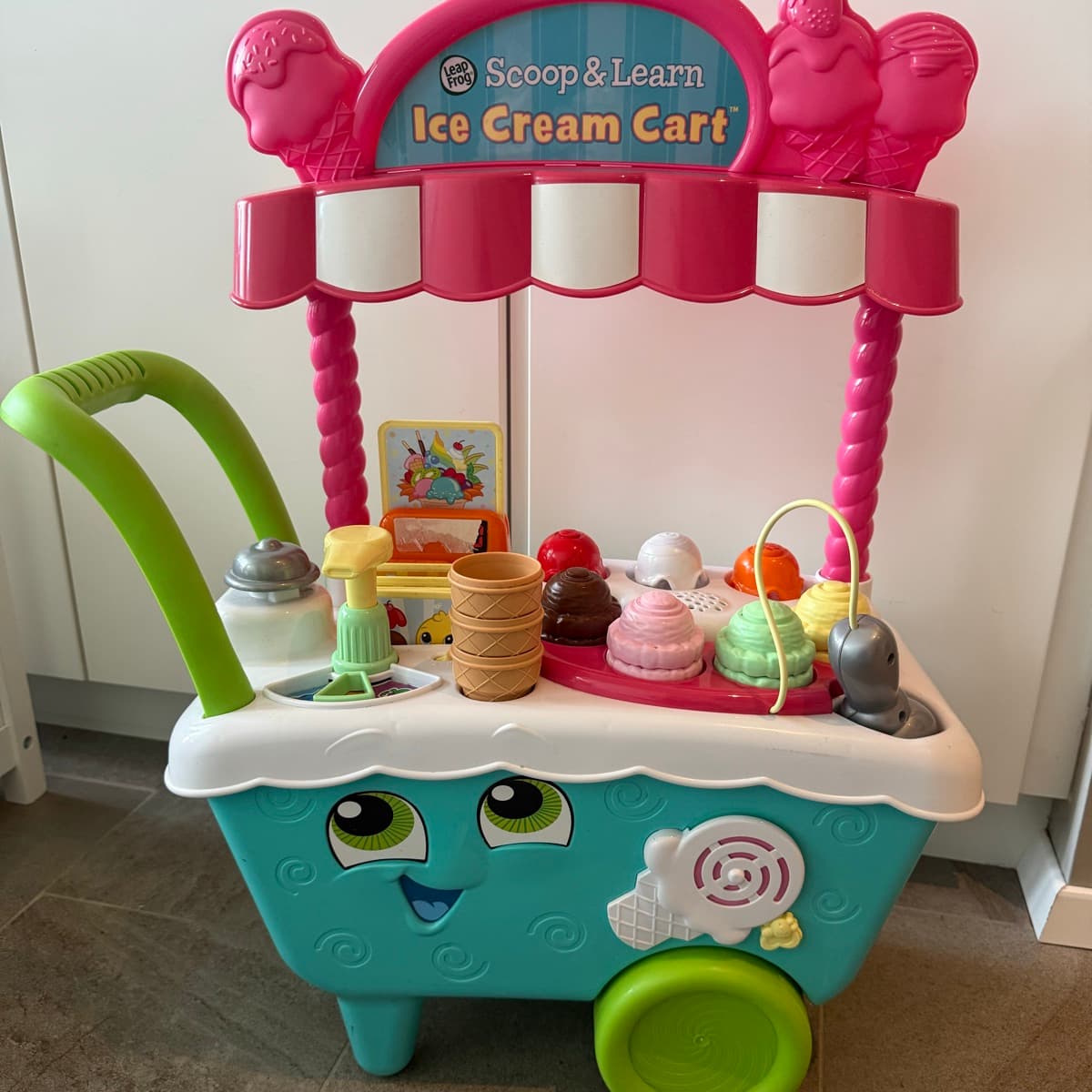 LeapFrog Scoop & Learn ískerra