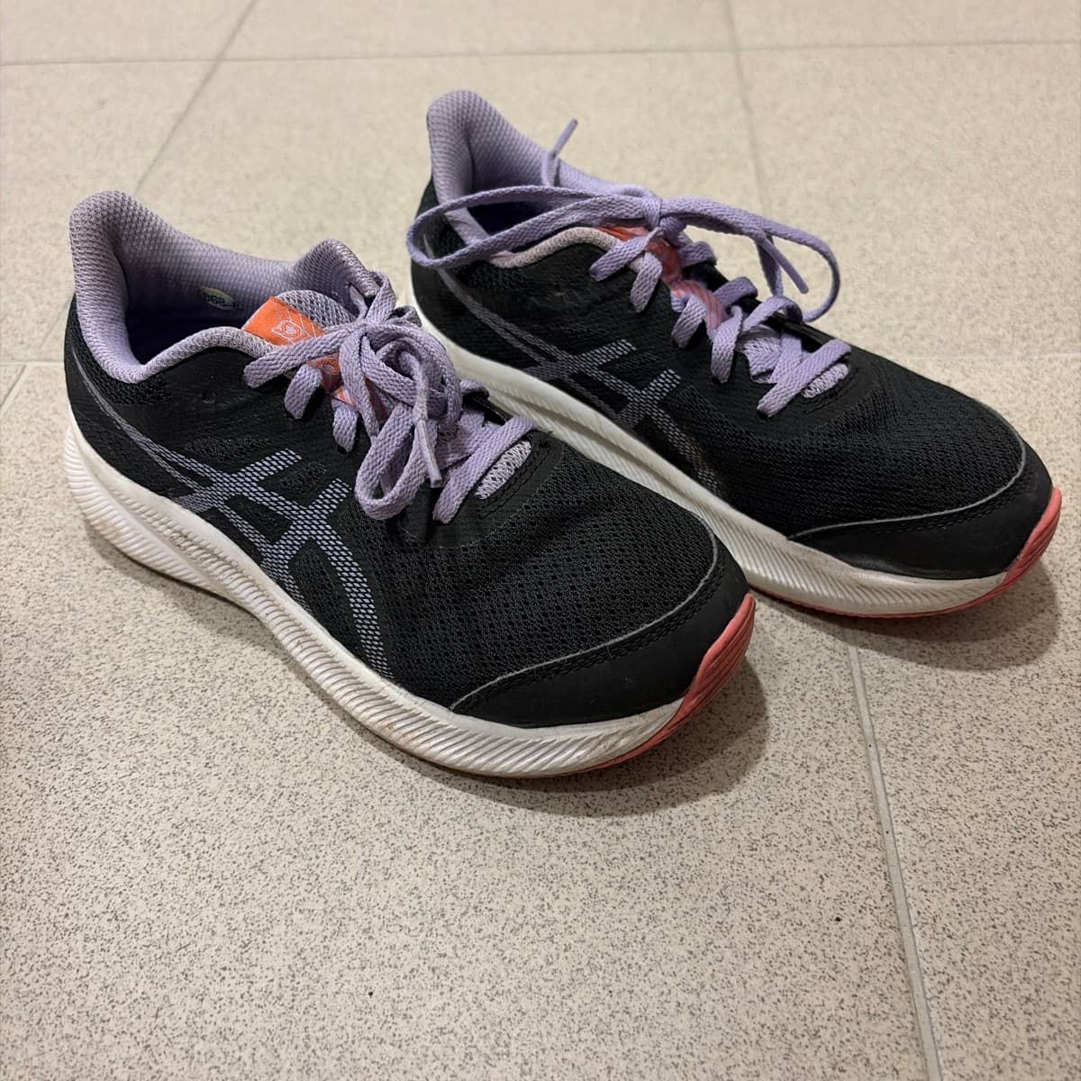 Asics hlaupaskór