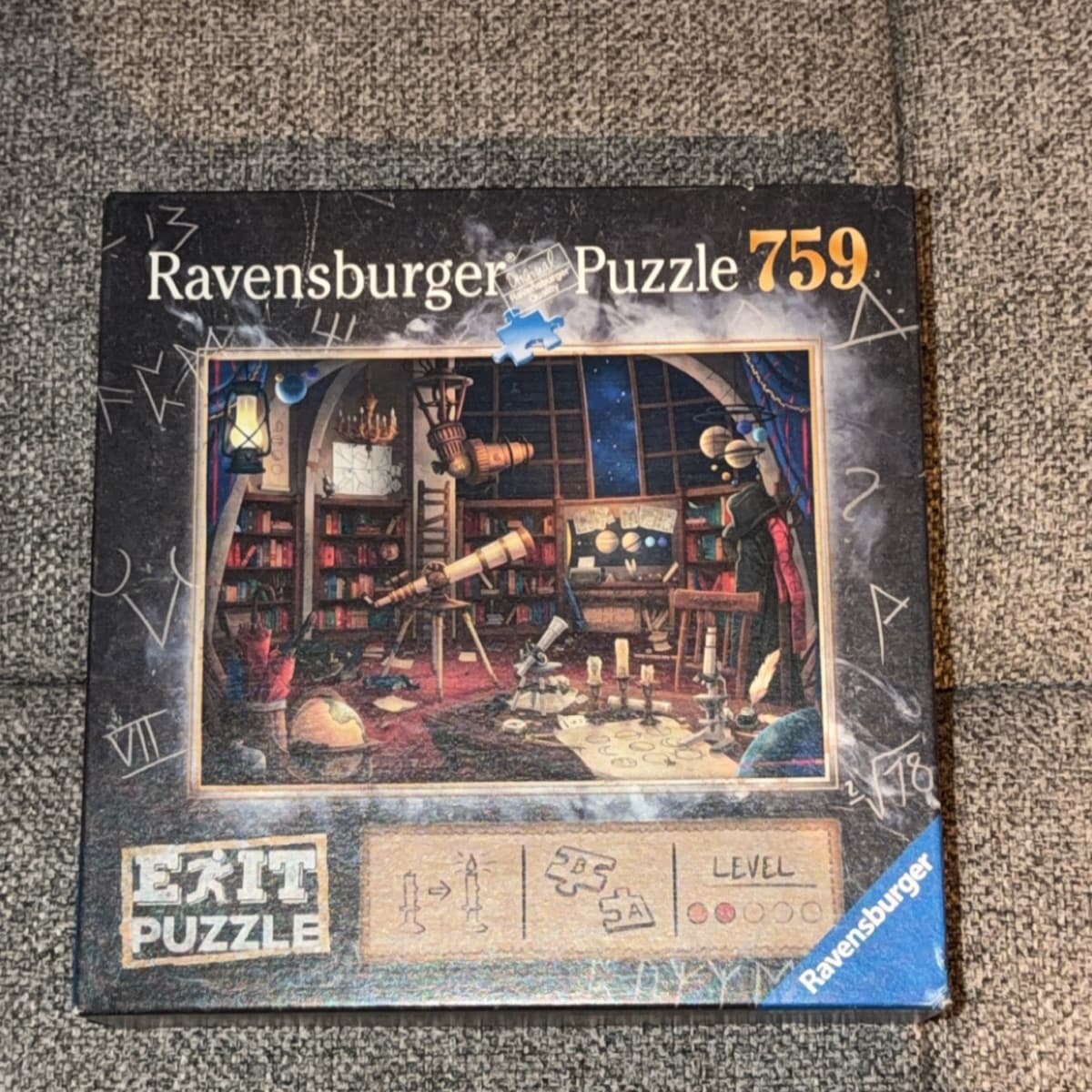 Ravensburger Exit Puzzle - 759 bita