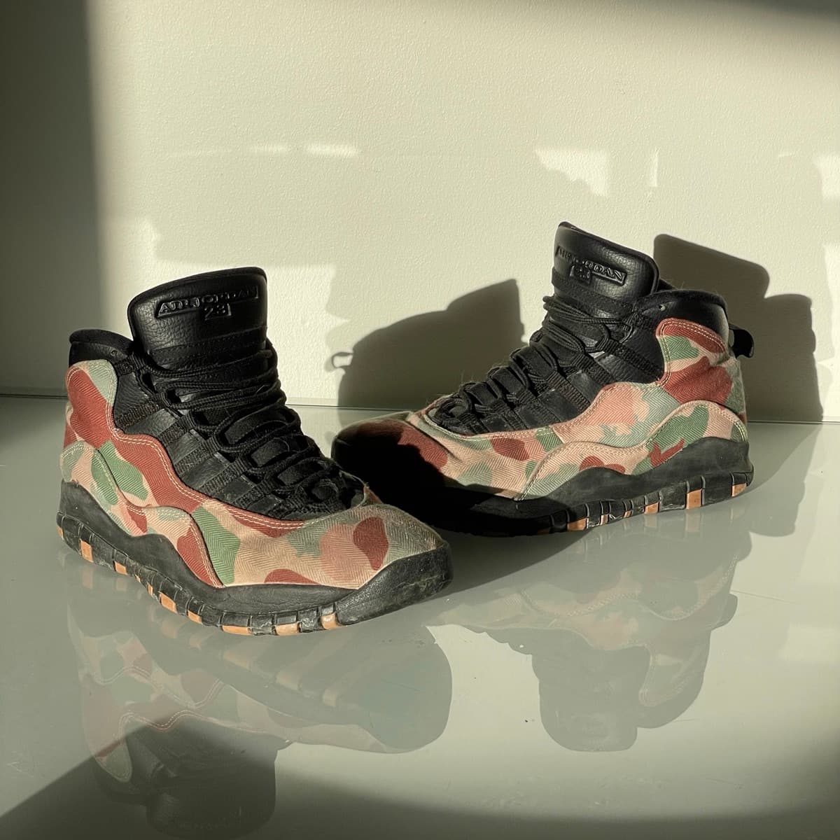 Air Jordan 10 í hermannamynstri