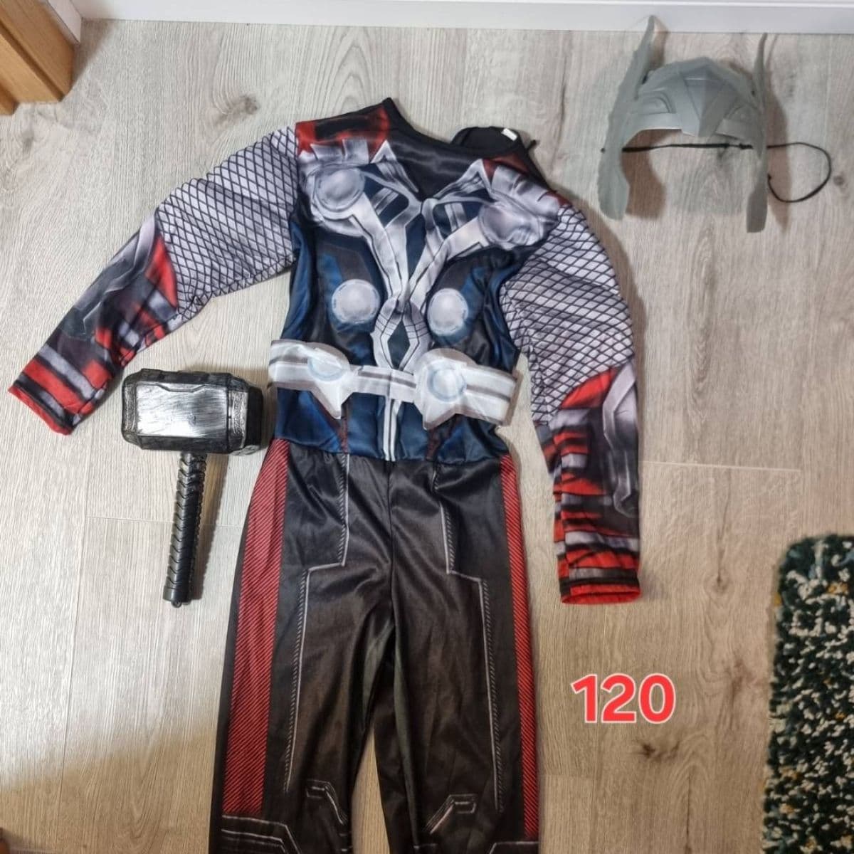 Þór búningur