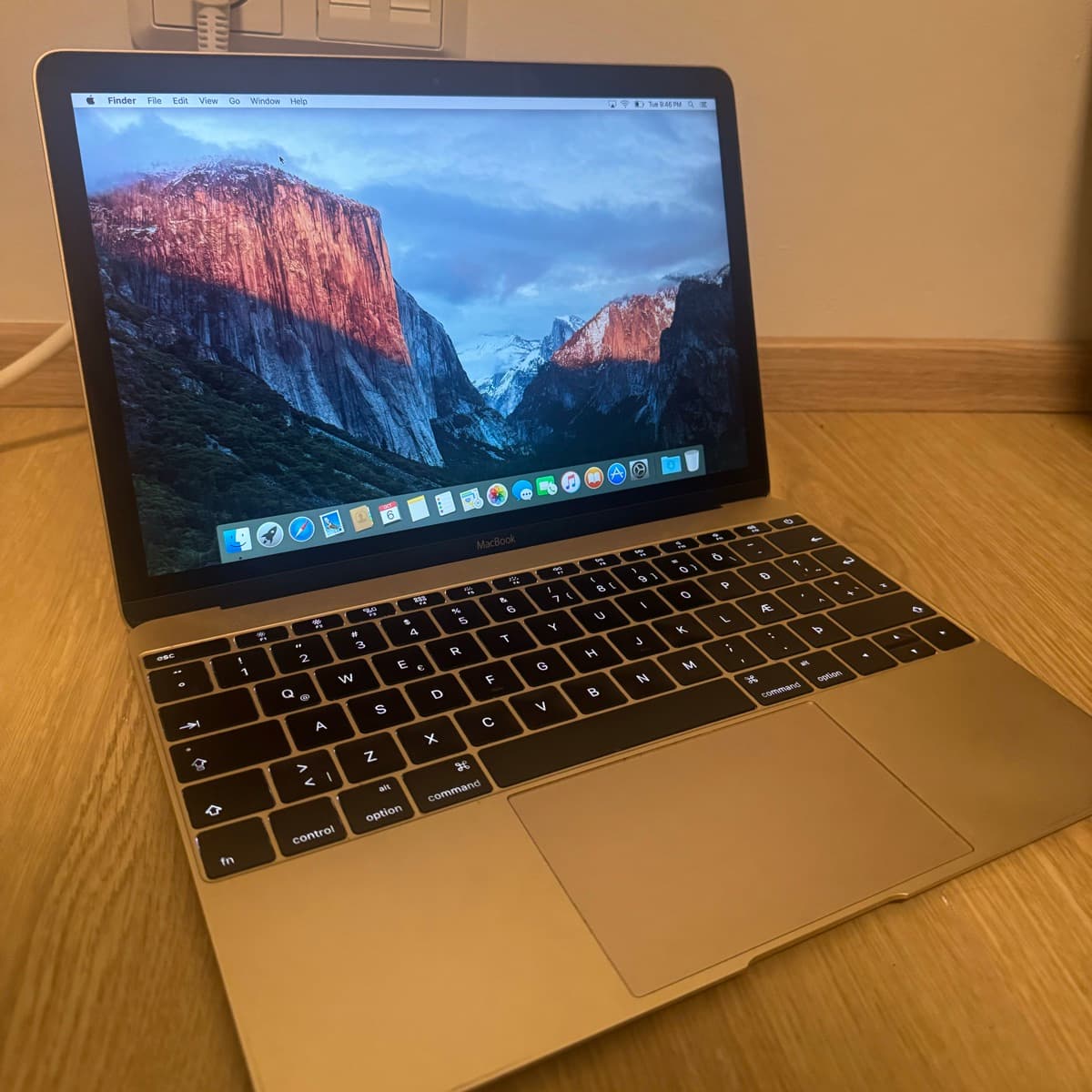 Apple MacBook 12" 256 GB