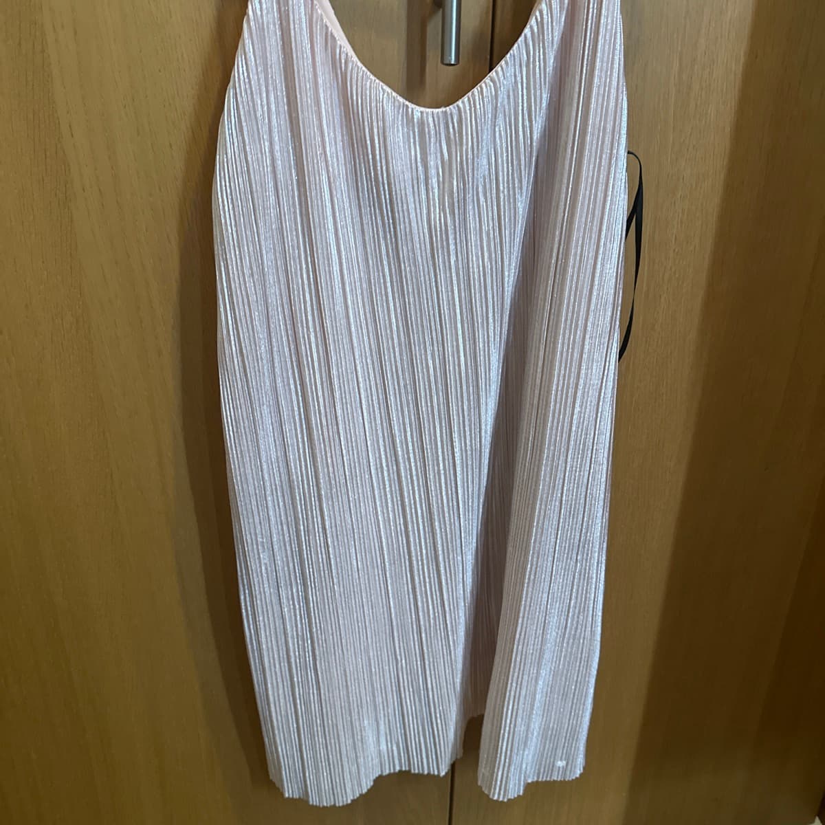 Forever 21 Plíseraður kjóll