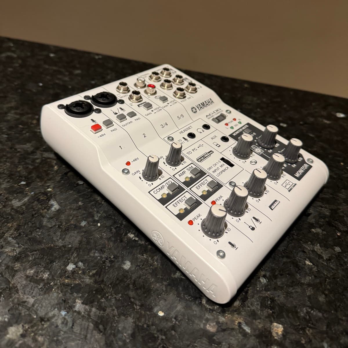 Yamaha AG06 hljóðkort / mixer