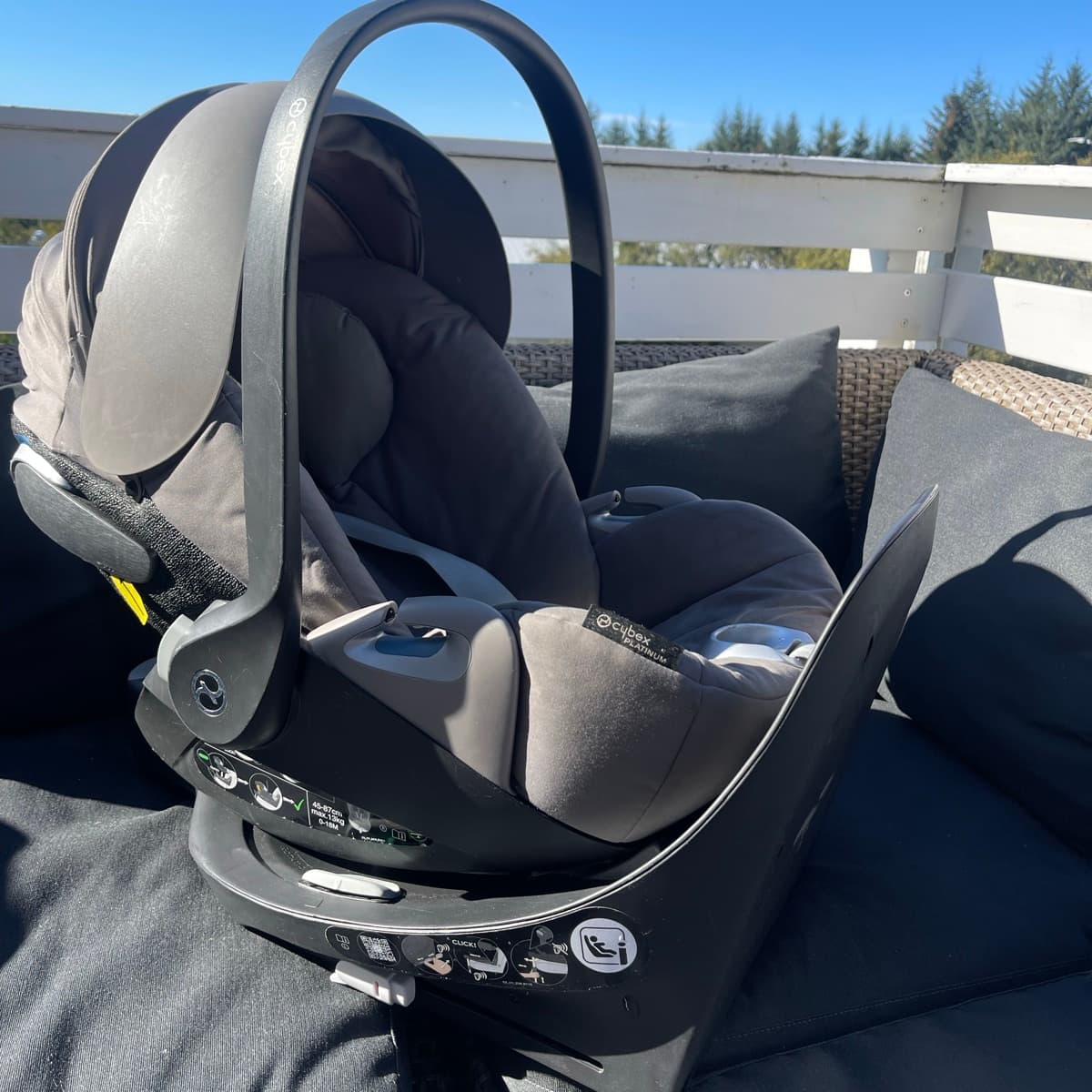 Cybex ungbarnabílstóll með basa+svefnpoki