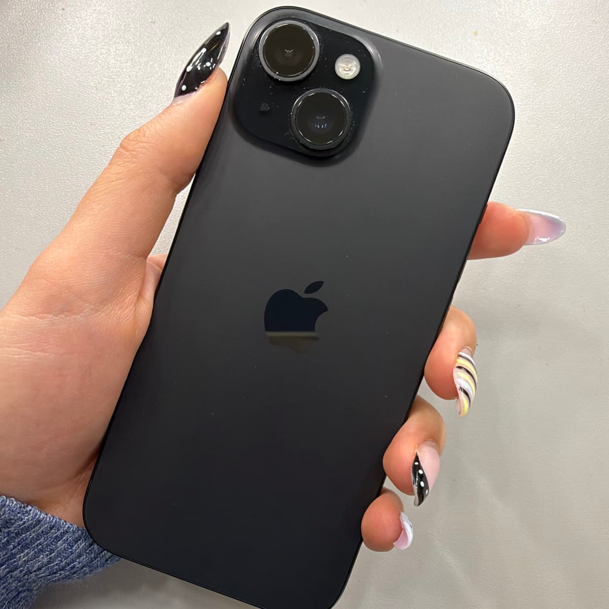 Apple iPhone 15