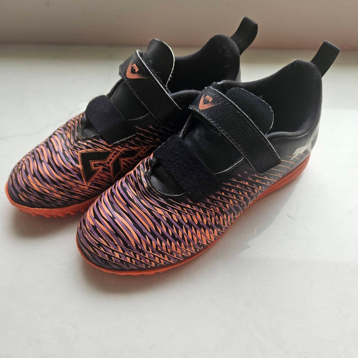 Puma fótboltaskór